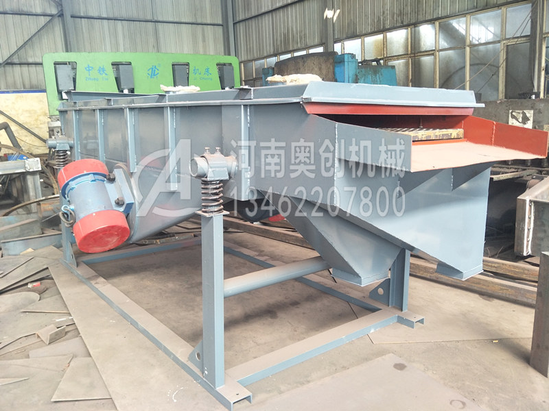 石墨粉末除雜直線篩選機(jī)出料口斷裂是什么原因呢？