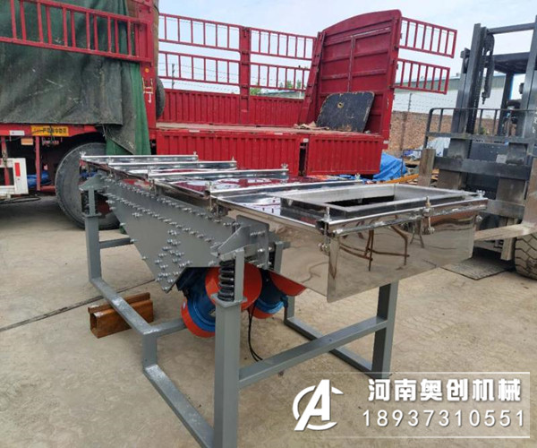 勾板結(jié)構(gòu)直線振動篩，勾板結(jié)構(gòu)有什么好處?