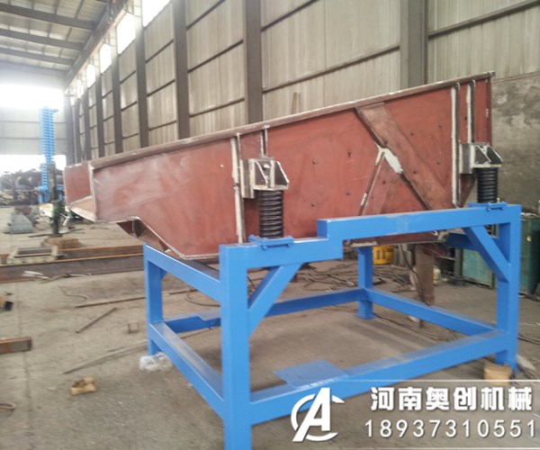 如何根據(jù)物料的大小，所需要產(chǎn)量選擇適合的振動(dòng)篩吶？