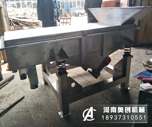 石英砂直線篩的的不同材質(zhì)大概價(jià)格是多少？