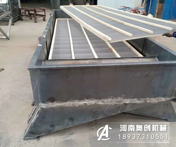 鋼結(jié)構(gòu)振動篩網(wǎng)和木質(zhì)結(jié)構(gòu)振動篩網(wǎng)兩種結(jié)構(gòu)各有什么優(yōu)缺點？