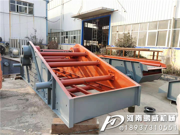 高頻振動(dòng)脫水篩在水洗機(jī)制砂生產(chǎn)線起到什么作用？