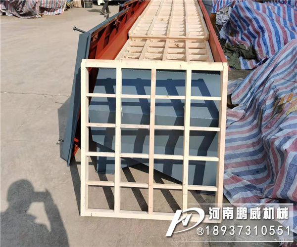 篩分石英砂直線振動篩使用木篩框還是鐵篩框哪種耐磨？