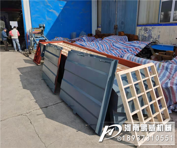 石英砂用普通直線振動(dòng)篩一個(gè)小時(shí)處理多少噸？