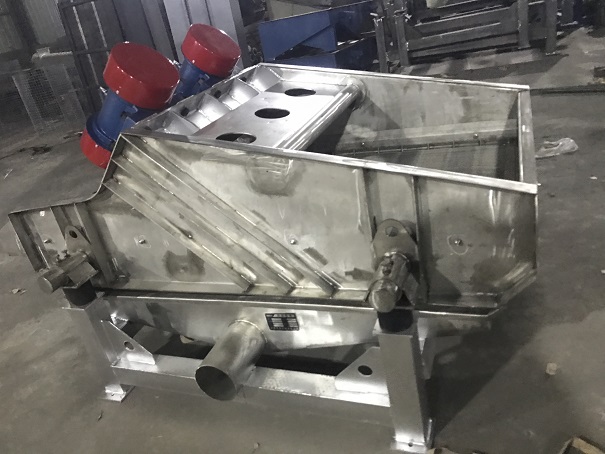 礦用振動篩直線振動篩的組成